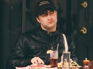 Momen Makan Daniel Radcliffe hingga Kelezatan Bakso Adam yang Hits