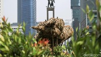 Karya seni instalasi dari bambu Getah Getih dipasang di kawasan Bundaran HI untuk mempercantik Jakarta saat Asian Games 2018 lalu. Gubernur DKI Jakarta Anies Baswedan mengatakan, pajangan tersebut untuk mempercantik Jakarta saat Asian Games 2018. Rifkianto Nugroho/detikcom.
