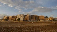 Shibam juga merupakan sebuah situs warisan dunia UNESCO. Hal ini dikarenakan pembuatan bangunannya berasal dari batu bata yang pada pengolahannya lumpur dicampur dengan rumput atau ilalang (Khaled Abdullah/REUTERS)