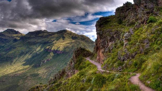 Rute Pendakian Paling 'Fotogenik' di Instagram
