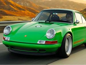 Mobil Mendiang Paul Allen, Porsche