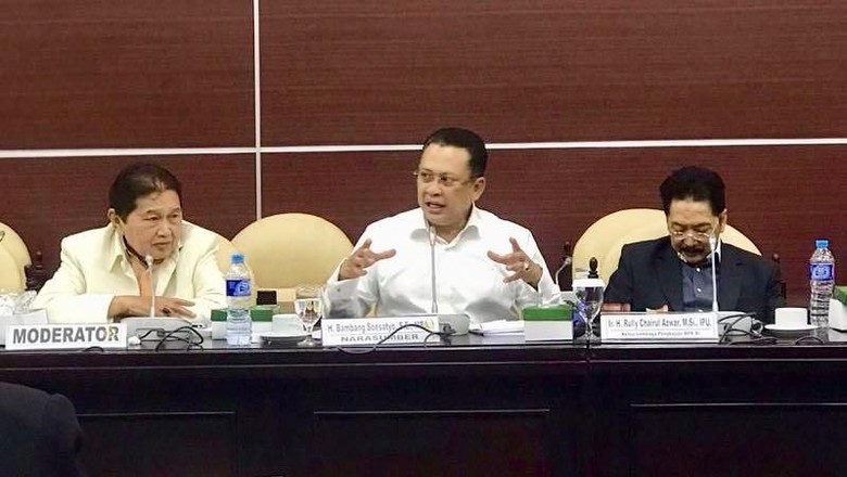 Bamsoet Sebut Sistem Politik di Indonesia Memiliki Kekhasan Bamsoet Sebut Sistem Politik di Indonesia Memiliki Kekhasan