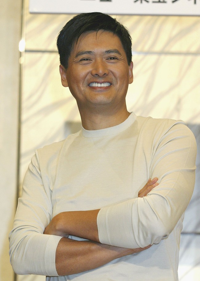 Ada satu perkataannya yang cukup menggugah perasaan dan rasanya patut dijadikan panutan hidup. Uang ini bukanlah milikku. Aku hanya menyimpannya selama beberapa waktu, tukas Chow. Foto: Chris Weeks/Getty Images