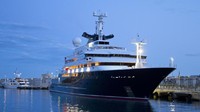 Menurut Fraser, kapal pesiar ini dibangun untuk Ice-class 1A atau dapat melalui lautan es. Octopus juga mampu melintasi samudra, sekitar 12.500 mil laut atau setara 23.150 kilometer dan dapat mencapai kecepatan maksimum 19 knot (Istimewa)