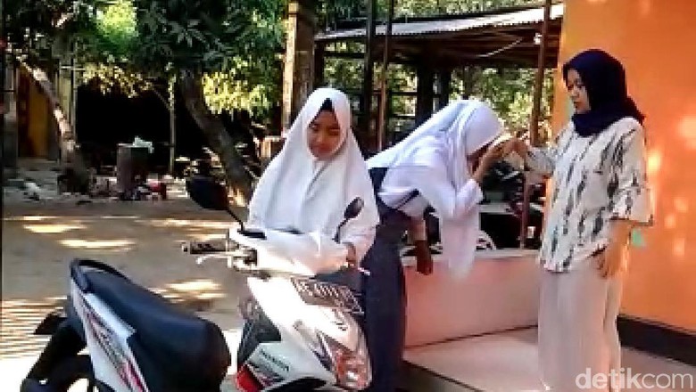 Begini Suka Duka Ipda Rochmat Jadi Orang Tua 79 Anak Asuh Begini Suka Duka Ipda Rochmat Jadi Orang Tua 79 Anak Asuh