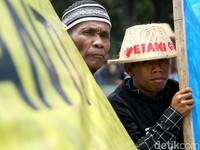 Petani Minta Jokowi Setop Impor Gula