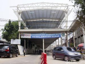 Anies Panggil Dirut Sarana Jaya soal Skybridge Tn Abang yang Molor