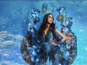 Meriah & Seksi, Gaya Nadia Pakai Kostum Nasional di Miss Grand International