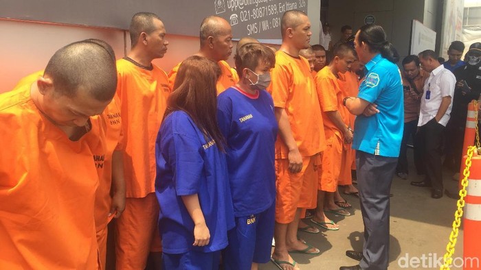 BNN Sita 14,6 Kg dan Puluhan Ribu Ekstasi, 18 Orang Ditangkap