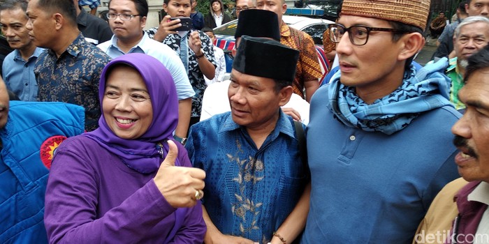 Apa Oleh-oleh yang Didapat Sandiaga Selama Berkeliling Jabar?