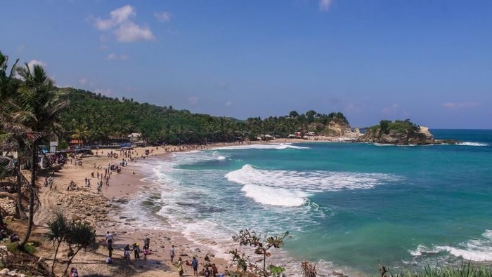 Pantai Klayar di Pacitan