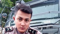 Bripda Benny termasuk yang aktif di media sosial, banyak postingan saat dirinya melakukan aktivitas. Termasuk ketika ia makan-makan bersama temannya. Foto: instagram benny_widjaya