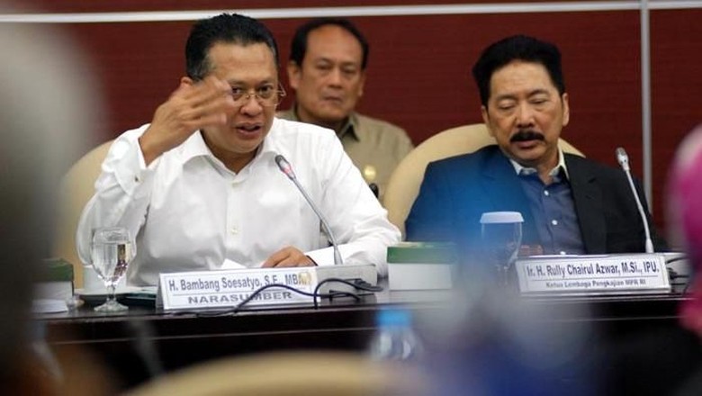 Bamsoet Ingin Lemkaji MPR Bisa Cari Solusi Tata Negara Indonesia Bamsoet Ingin Lemkaji MPR Bisa Cari Solusi Tata Negara Indonesia