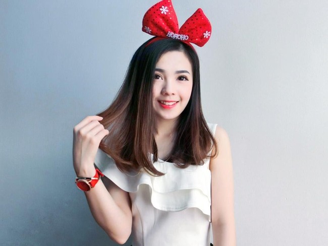 Mabel yang tahu dirinya jadi viral pun tak menyangka dan bingung dengan ketenaran yang baru didapatinya. Pada postingan Instastory-nya, Mabel mengaku tak bisa mengerti foto-fotonya menjadi viral dan terkejut. Foto: Instagram @mabel_goo