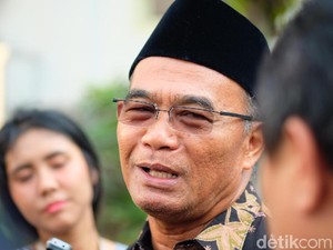 Kata Mendikbud soal Polemik Tari Gandrung dan Sedekah Laut