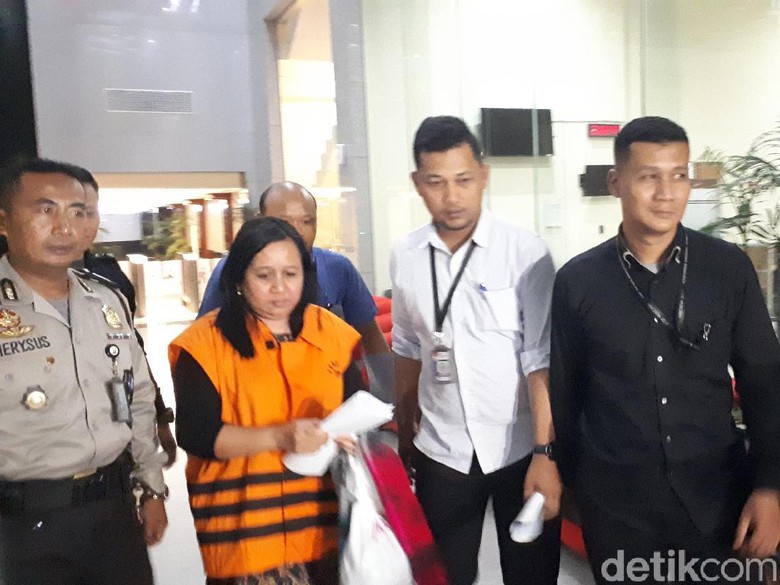 Kabid Tata Ruang Pemkab Bekasi Jadi yang Terakhir Ditahan KPK Kabid Tata Ruang Pemkab Bekasi Jadi yang Terakhir Ditahan KPK