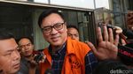 Pengusaha Billy Sindoro Langsung Berompi Oranye
