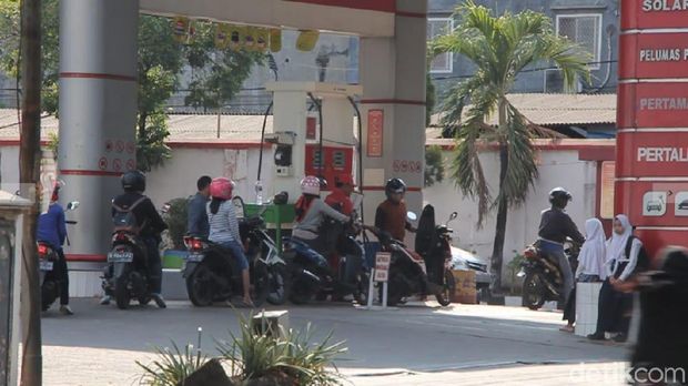 Misteri 'Pertalite' yang Cemari Sumur Warga Mojokerto