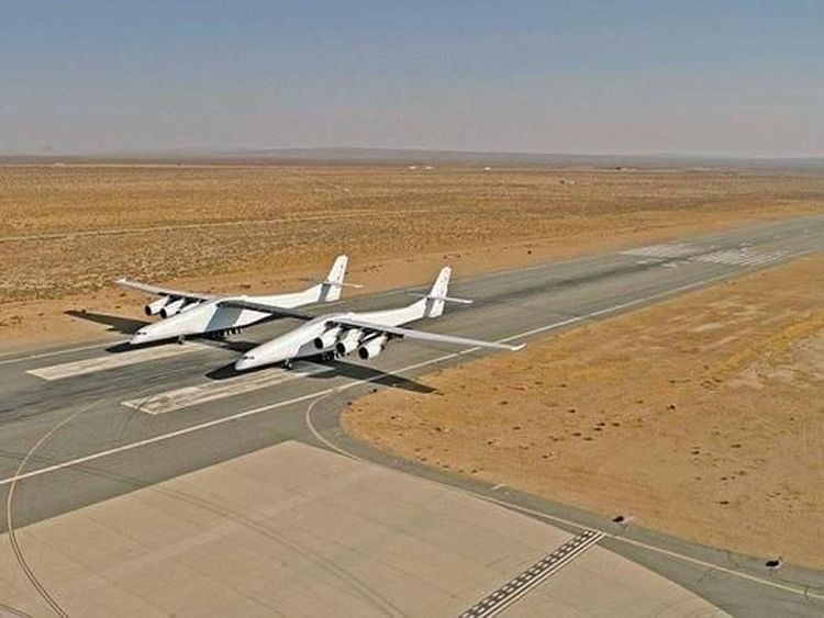 Warisan Terakhir Paul Allen: Pesawat Terbesar Sejagat