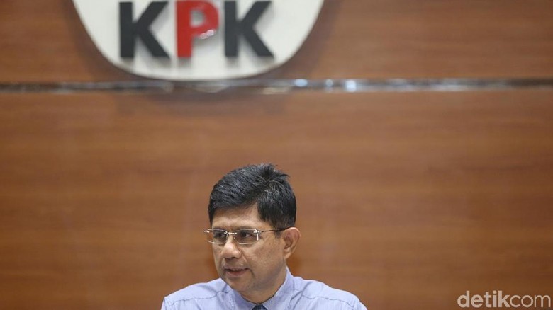 KPK soal Eks Pengawal Tahanan Idrus Terima Rp 300 Ribu: Untuk Beli Kopi KPK soal Eks Pengawal Tahanan Idrus Terima Rp 300 Ribu: Untuk Beli Kopi