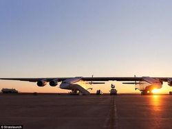 Melihat Lagi Stratolaunch, Pesawat Terbesar Sejagat