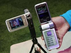 Nostalgia! Ini Ponsel Jadul Berkamera yang Canggih di Eranya