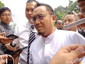 Diperiksa 8 Jam soal Kasus Ratna, Dahnil Dicecar 43 Pertanyaan