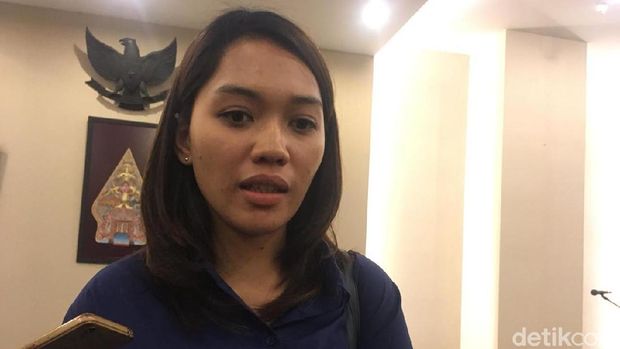 Peneliti bidang pertahanan dan keamanan di Pusat Penelitian Politik LIPI Diandra Megaputri Mengko