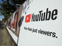 Nasib Bisnis Televisi di Tengah Serbuan YouTube Cs