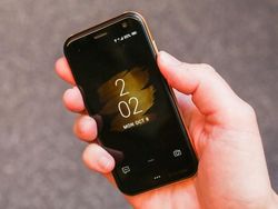 Penampakan Palm, Ponsel Mini buat Ponsel