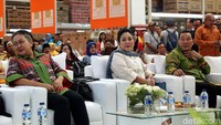 Supermaket tersebut tepatnya berada di Jalan Alternatif Cibubur, Nagrak, Gunung Putri, Bogor, Jawa Barat.