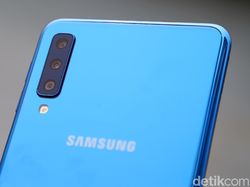 Perbandingan Galaxy A7 3 Kamera vs Galaxy A9 4 Kamera