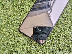 Unboxing Advan G3, Ponsel Bersuara Harman Kardon