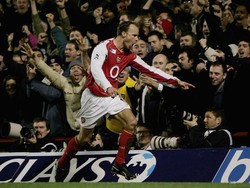 Dennis Bergkamp besar bersama Arsenal. Ada sebanyak 94 assist yang dicetak. (Foto: Ben Radford/Getty Images)