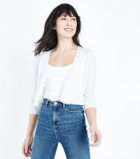 Bosan Pakai Kaus? 5 Kardigan Pendek Ini Juga Cocok Dipadukan dengan Jeans