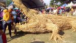 Foto: Uniknya Puluhan Patung Jerami di Grobogan