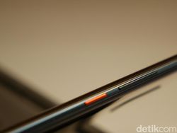 Unboxing Huawei Mate 20 Pro yang Punya 3 Kamera Leica