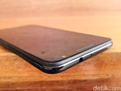 Unboxing Advan G3, Ponsel Bersuara Harman Kardon