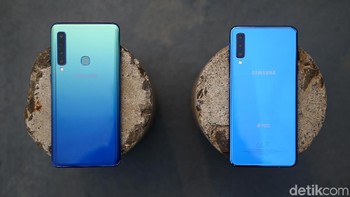 Penampakan bagian belakang sekali lagi. Ditujukan untuk anak muda, baik Galaxy A7 maupun Galaxy A9 mengusung warna warna cerah yang memikat. Foto: Muhammad Ridho