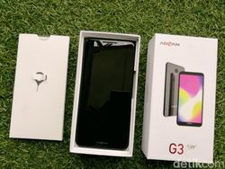 Unboxing Advan G3, Ponsel Bersuara Harman Kardon