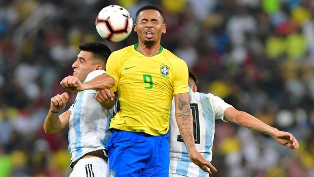 Gabriel Jesus jadi salah satu andalan di lini depan.