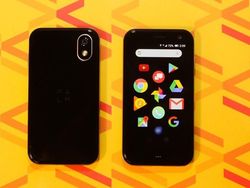 Penampakan Palm, Ponsel Mini buat Ponsel