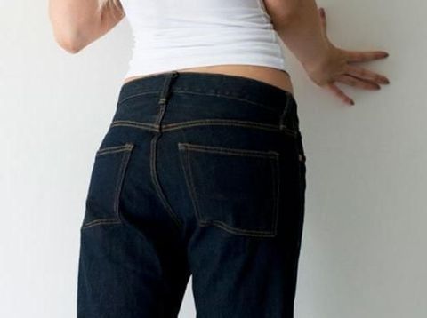 Jeans penahan bau kentut keluaran Shreddies. 