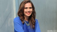 Saat ini Catherine Wilson masih menjalani penyelidikan Ditres Narkoba Polda Metro Jaya. Pool/Noel/detikFoto.