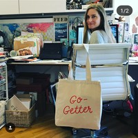 Sebelum aktif di organisasi amal dan dunia aktivis, Lauren adalah seorang model. Dari segi tubuh dan wajah, Lauren memang layak menjadi model. Foto: Instagram (@laurenblauren)