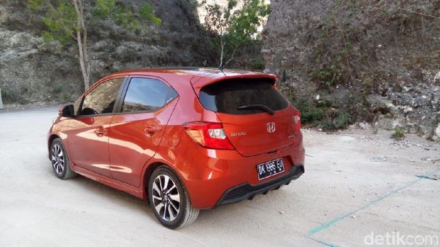 Bagian belakang Honda Brio