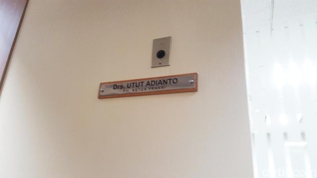 Ruang Ketua Fraksi PDIP Utut Adianto