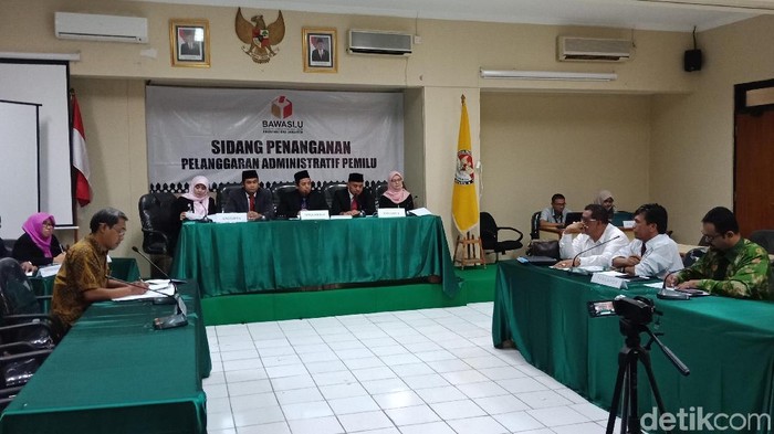 Urusan Surat Kuasa, Sidang Aduan Videotron Jokowi Ditunda Lagi
