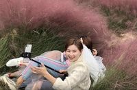 Bikin Emosi! Rumput-rumput Pink di China Rusak Oleh Wisatawan