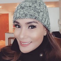 Wanita berusia 50 tahun ini juga kerap menghabiskan waktunya bersama keluarga dan cucu-cucunya. Foto: Facebook